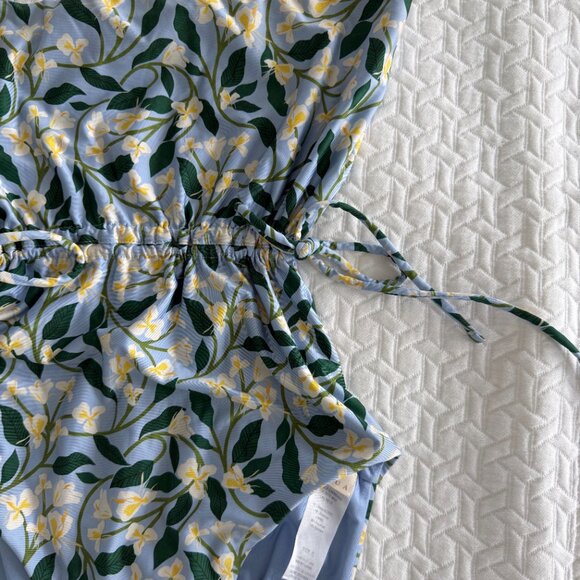 Agua by Agua Bendita Alegria Floral Cut-Out One-Piece Swimsuit Size Small - Picture 5 of 5